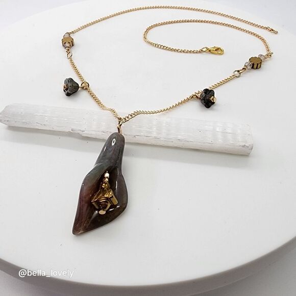 Moss Agate Calla Lily Handmade Pendant Bee Charm Drop Dangle Pendants - Picture 3 of 12